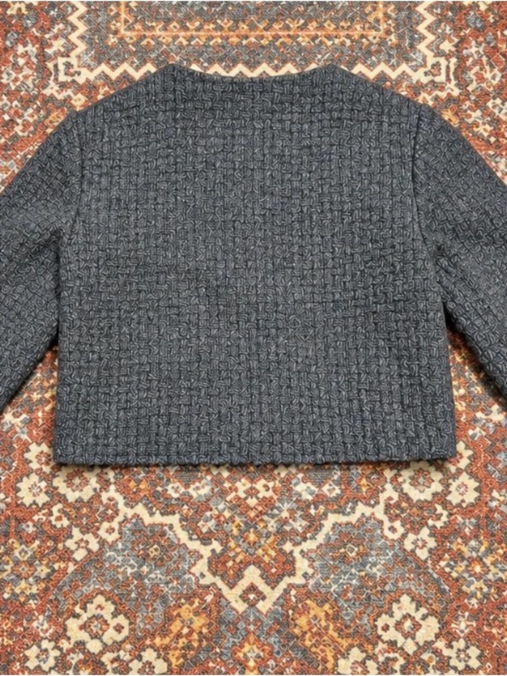 H&M Tweed Button-Front Cropped Jacket - Picture 2 of 4